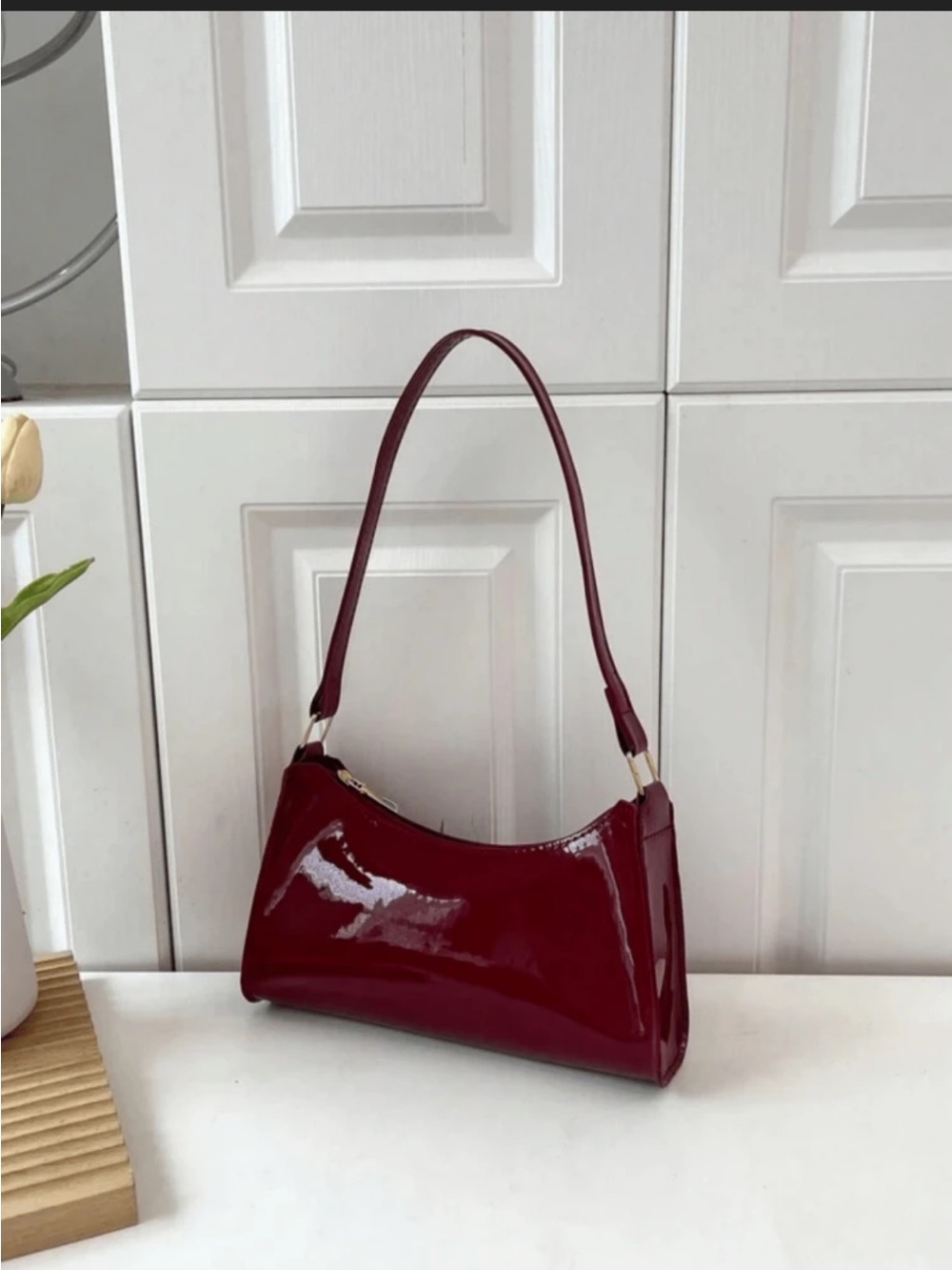 Sleek Red Shoulder Bag